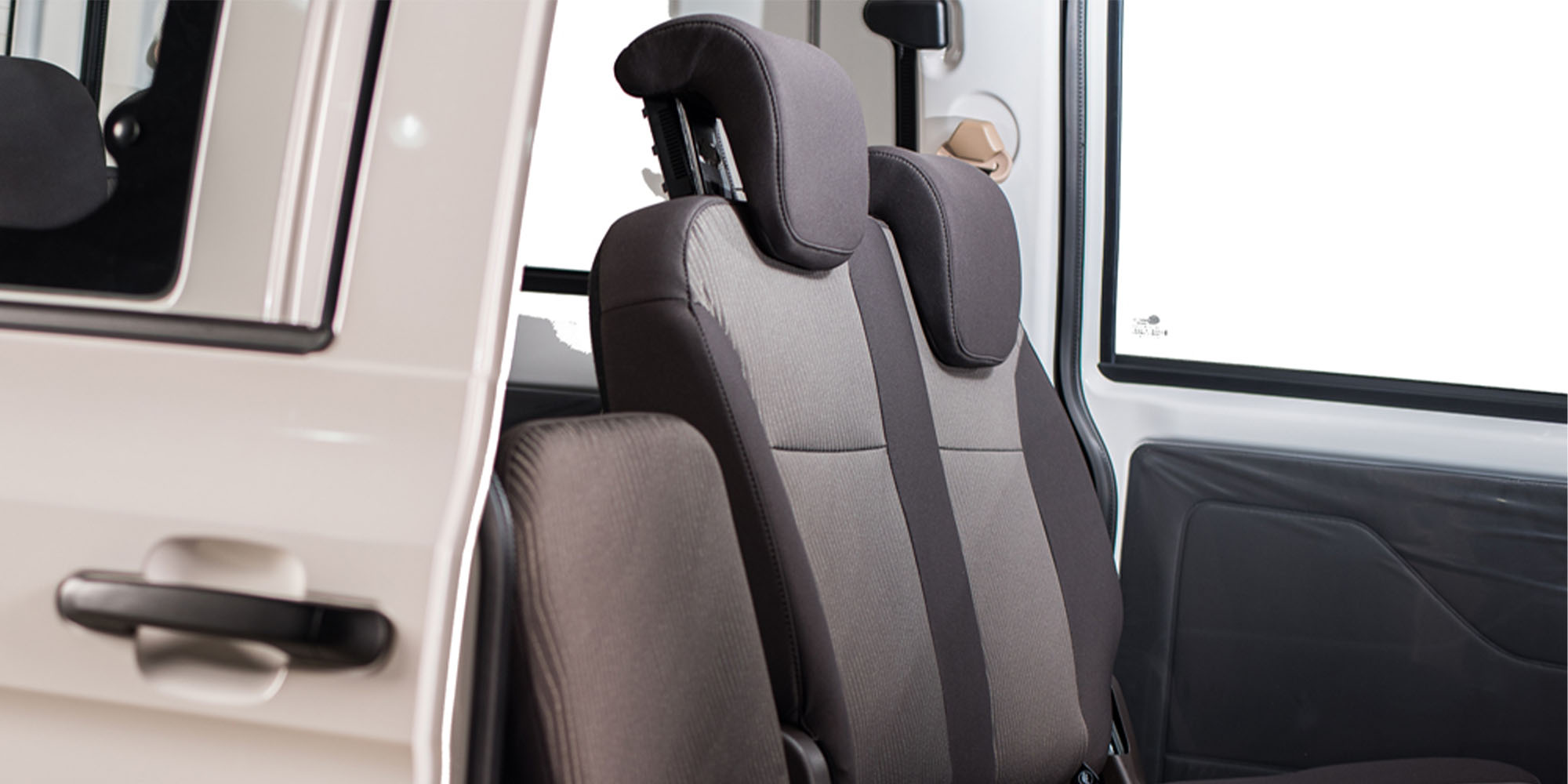 asientos traseros en Chevrolet N400
